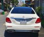 Mercedes-Benz E300 2016 - xe màu trắng