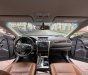 Toyota Camry 2018 - Bán xe nhập khẩu nguyên chiếc giá 820tr