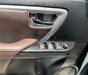 Toyota Fortuner 2019 - Đăng ký lần đầu 2019, xe gia đình, giá chỉ 865tr
