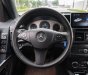 Mercedes-Benz GLK 300 2011 - Xe màu trắng