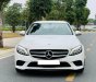 Mercedes-Benz C200 2019 - Xe còn rất mới - Biển số thành phố. Cam kết xe không đâm đụng, lỗi lầm, odo chuẩn