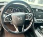 Honda Civic 2019 - Màu trắng, giá chỉ 645 triệu