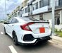 Honda Civic 2019 - Màu trắng, giá chỉ 645 triệu
