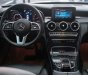 Mercedes-Benz C180 2020 - Màu trắng, nội thất đen