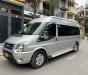 Ford Transit 2017 - Xe màu bạc giá cạnh tranh