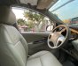 Toyota Innova E 2015 - Cần bán xe Toyota Innova E 2015, màu bạc