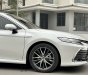 Toyota Camry 2022 - Màu trắng, nhập khẩu