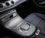 Mercedes-Benz E300 2022 - xe mới