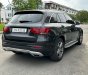 Mercedes-Benz GLC 200 2021 - Màu xám new, nội thất đen, full lịch sử hãng. Đã lên nước hoa hãng + cửa gió tuabin led