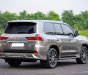 Lexus LX 570 2017 - Màu bạc, 7 chỗ, xe đẹp xuất sắc