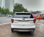 Ford Explorer 2016 - Màu trắng, nội thất kem