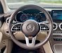 Mercedes-Benz GLC 200 2021 - Đen, nội thất kem