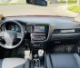 Mitsubishi Outlander 2019 - Màu đỏ, nội thất đen
