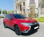 Mitsubishi Outlander 2019 - Màu đỏ, nội thất đen