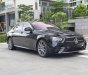Mercedes-Benz E300 2023 - Màu đen, nội thất nâu