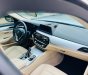 BMW 520i 2019 - Bán bmw 520i trắng kem model 2019 siêu lướt