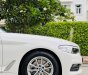 BMW 520i 2019 - Bán bmw 520i trắng kem model 2019 siêu lướt