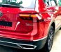 Volkswagen Tiguan Facelift  2023 - Trẻ trung, xe nhập khẩu Mỹ, màu đỏ cực đẹp, ưu đãi lên đến 300tr, giao ngay tận nhà cho khách