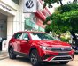 Volkswagen Tiguan Facelift  2023 - Trẻ trung, xe nhập khẩu Mỹ, màu đỏ cực đẹp, ưu đãi lên đến 300tr, giao ngay tận nhà cho khách