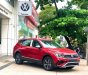 Volkswagen Tiguan Facelift  2023 - Trẻ trung, xe nhập khẩu Mỹ, màu đỏ cực đẹp, ưu đãi lên đến 300tr, giao ngay tận nhà cho khách