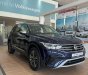 Volkswagen Tiguan Facelift  2023 - TẶNG 150% TRƯỚC BẠ or TIỀN MẶT 300 TRIỆU VÀ GÓI PHỤ KIỆN NÂNG CẤP XE CHÍNH HÃNG GIÁ TỐT NHẤT MIỀN NAM LH NGAY 0979573796