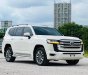 Toyota Land Cruiser 2022 - Toyota Land Cruiser LC300 sản xuất 2022 màu Trắng nội thất Kem siêu hót