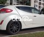 Hyundai Veloster Huyndai  2011 trắng mơi 90% 2011 - Huyndai Veloster 2011 trắng mơi 90%