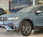 Volkswagen Tiguan 2023 - Trẻ trung, xe nhập khẩu Mỹ, màu xanh cực đẹp, ưu đãi lên đến hàng trăm triệu tiền mặt, giao ngay tận nhà cho khách