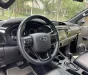 Toyota Hilux 4x4 MT  2018 - Cần bán Toyota Hilux 4x4 MT 2018, màu đen