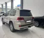 Toyota Land Cruiser LC200 2016 - Bán ô tô Toyota Land Cruiser LC200 2016, màu vàng xe chất lượng siêu đẹp 