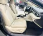 Toyota Camry 2.0G 2020 - Bán Toyota Camry 2.0G model 2020, chạy hơn 4 vạn km, dàn lốp theo xe.