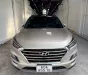 Hyundai Tucson 2020 - Hyundai Tucson 1.6 Turbo 2020, Giá bán: 696 triệu (có bớt Lộc), Ghi Vàng, nội thất Kem.