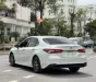 Toyota Camry 2022 - Đẹp xuất sắc Camry 2.5Q/SX 2022, đăng ký 2023, 1 chủ sd, xuất hóa đơn 500 triệu.