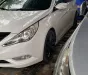 Hyundai Sonata 2010 - Em cần nhượng lại chiếc xe Hyundai Sonata Y20 , đăng ký lần đầu 31/12/2010