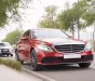 Mercedes-Benz C200 EXCLUSIVE 2021 - Cần bán gấp xe Mercedes EXCLUSIVE 2021, màu đỏ