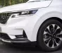 Kia Carnival Royal 2022 - Cần bán xe Kia Carnival Royal 2022, màu trắng