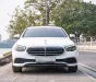 Mercedes-Benz E200 Exclusive V1 2022 - Mercedes Exclusive V1 2022 lướt, giá êm 